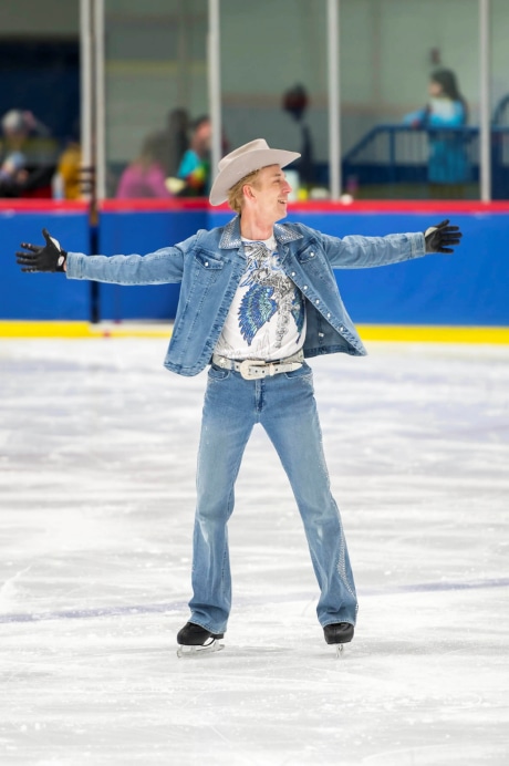 Ice Gallery Skates U.S.